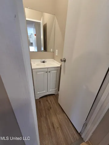 $1,000 | 19355 North Shaw Road, Saucier, MS 39574