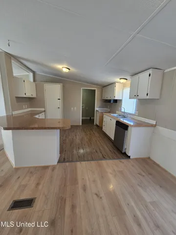 $1,000 | 19355 North Shaw Road, Saucier, MS 39574