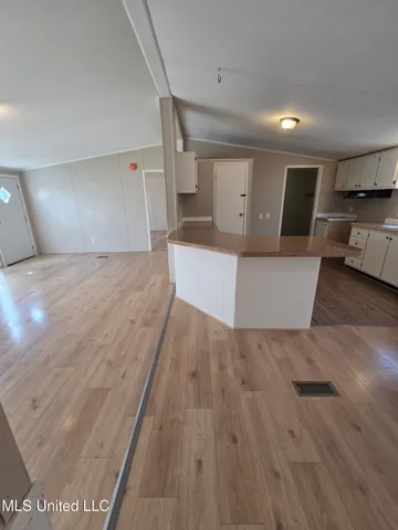 $1,000 | 19355 North Shaw Road, Saucier, MS 39574