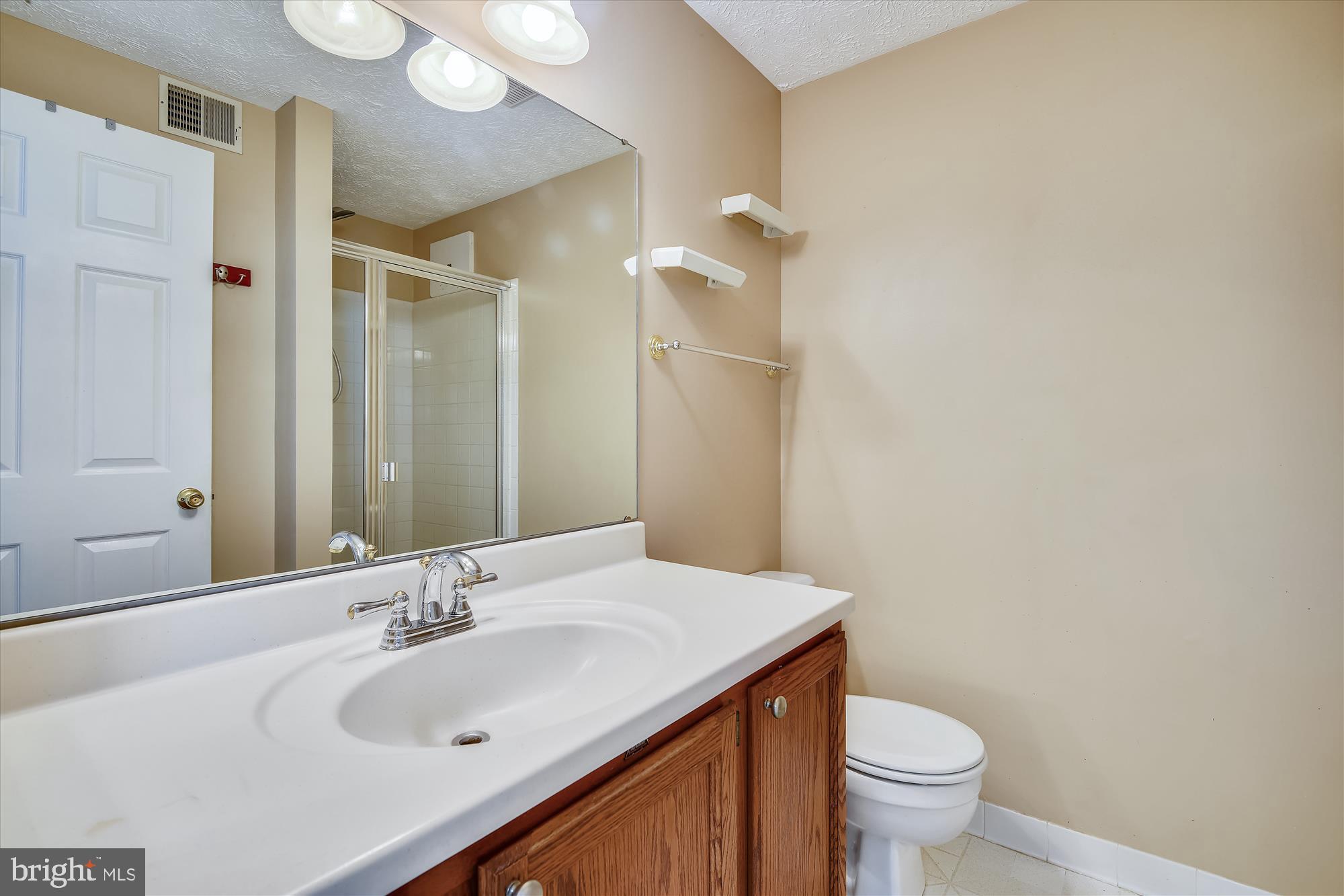 2459 Warm Spring Way Odenton, MD 21113 - Photo 17 of 31 Gallery Image 17