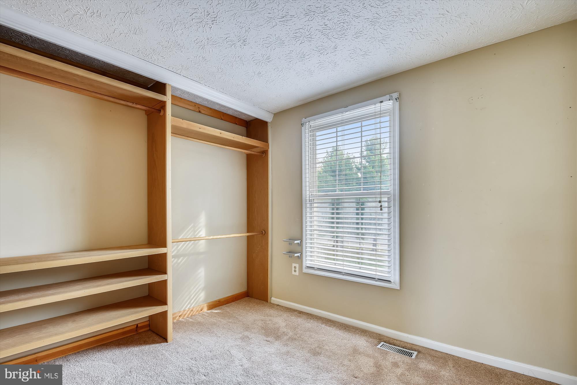 2459 Warm Spring Way Odenton, MD 21113 - Photo 22 of 31 Gallery Image 22