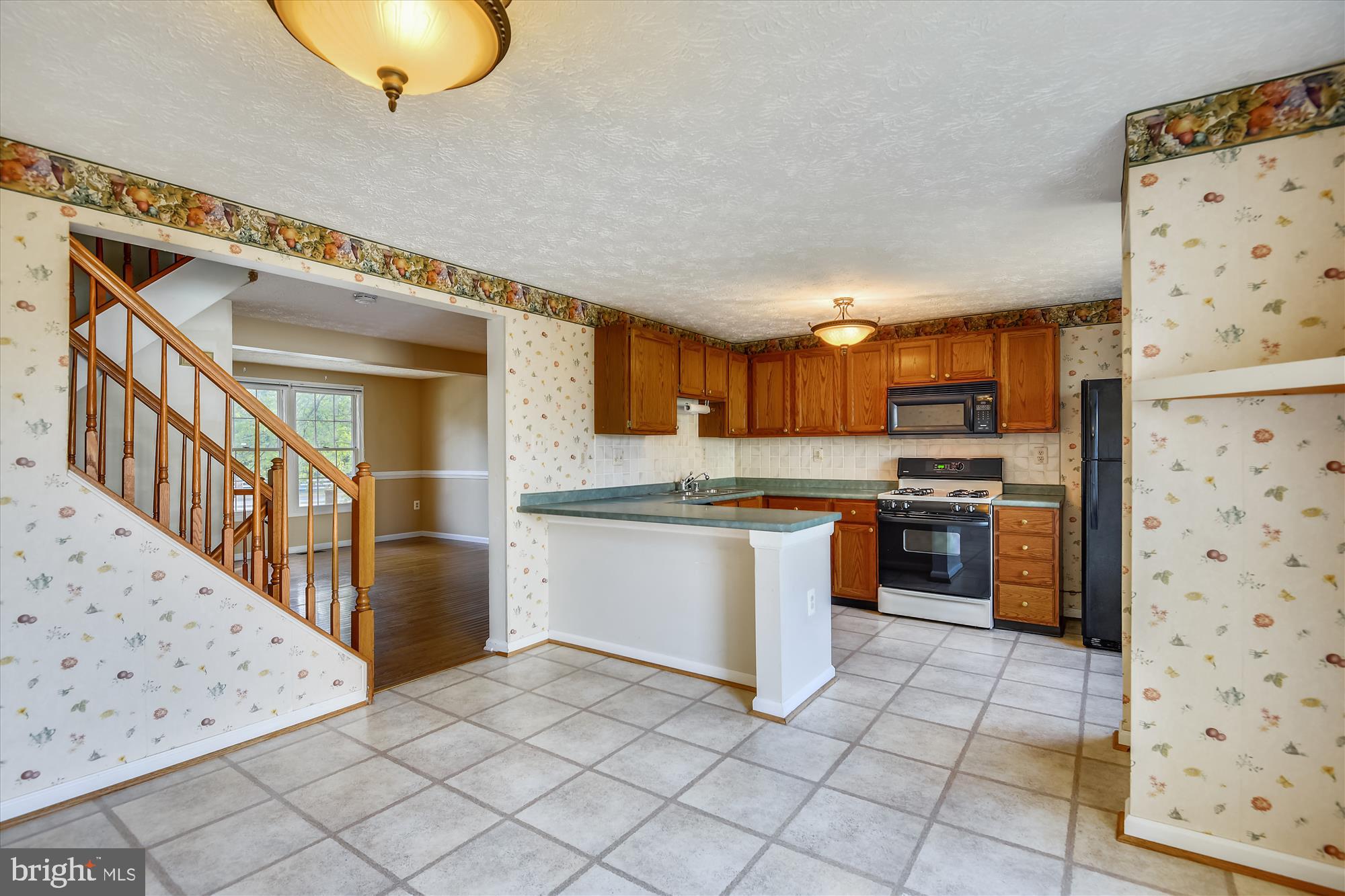 2459 Warm Spring Way Odenton, MD 21113 - Photo 8 of 31 Gallery Image 8