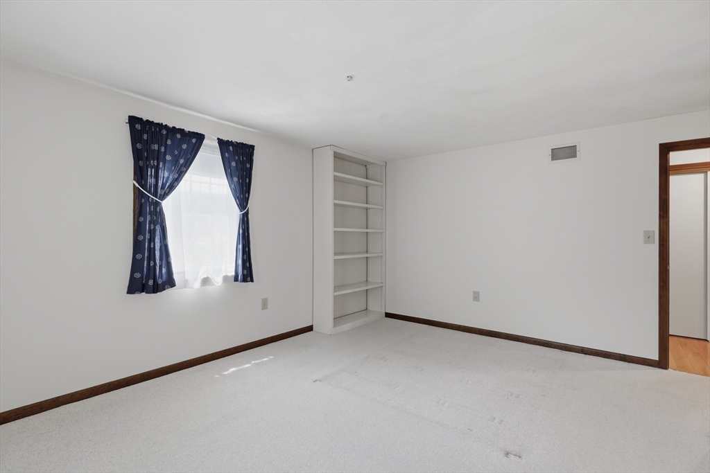 15 Meetinghouse Road, Unit 15 Acton, MA 01720 - Photo 16 of 35