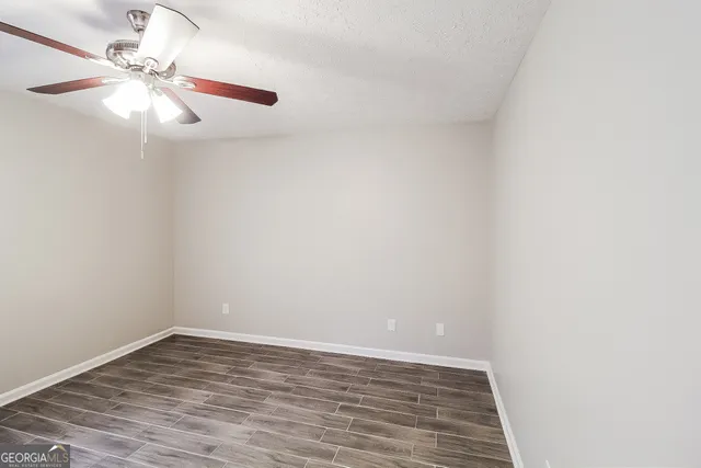 $1,995 | 6793 Creeks Edge Court, Flowery Branch, GA 30542