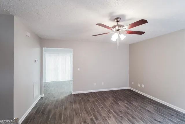 $1,995 | 6793 Creeks Edge Court, Flowery Branch, GA 30542