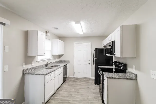 $1,995 | 6793 Creeks Edge Court, Flowery Branch, GA 30542