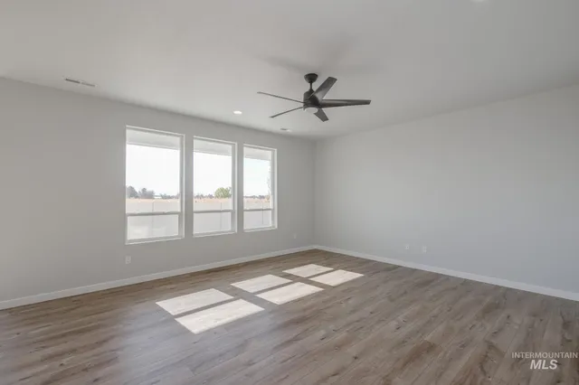 $569,990 | 17381 North Aspen Springs Way, Nampa, ID 83687