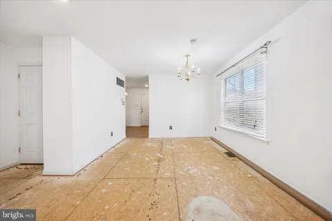 $180,000 | 924 Madison Street, Chester, PA 19013