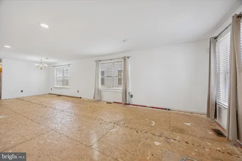 $180,000 | 924 Madison Street, Chester, PA 19013