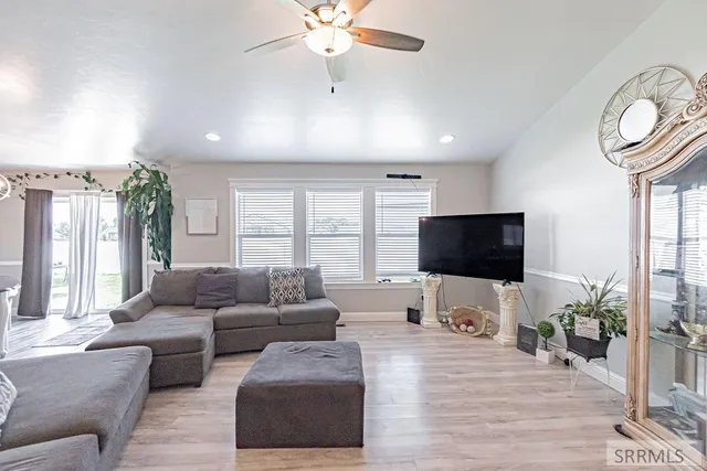 $549,900 | 1557 North Quinn Creek Road, Idaho Falls, ID 83401