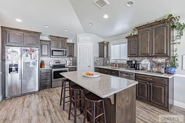 $549,900 | 1557 North Quinn Creek Road, Idaho Falls, ID 83401