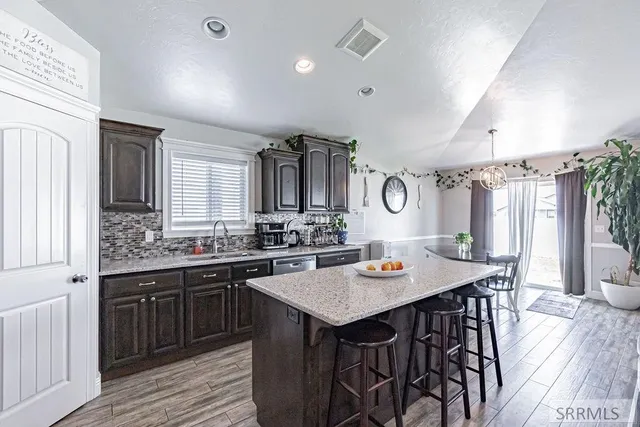 $549,900 | 1557 North Quinn Creek Road, Idaho Falls, ID 83401