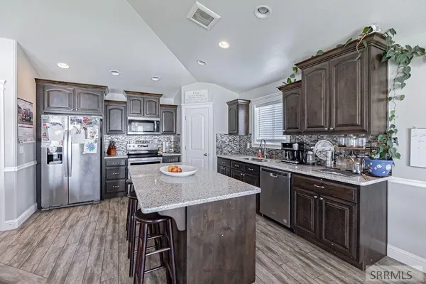 $549,900 | 1557 North Quinn Creek Road, Idaho Falls, ID 83401