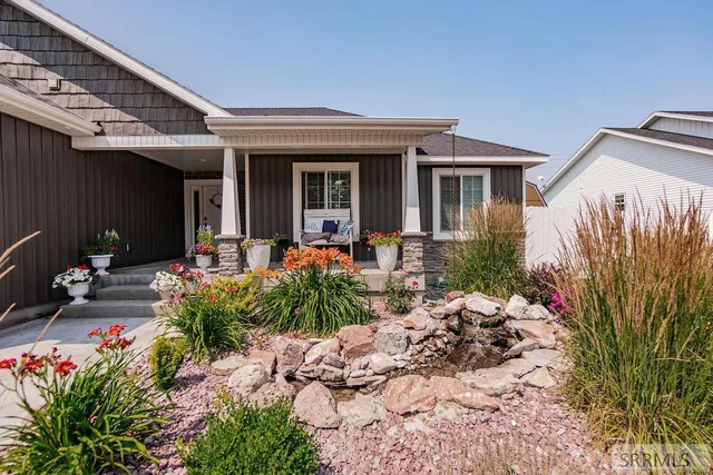 $549,900 | 1557 North Quinn Creek Road, Idaho Falls, ID 83401