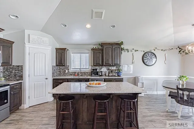 $549,900 | 1557 North Quinn Creek Road, Idaho Falls, ID 83401