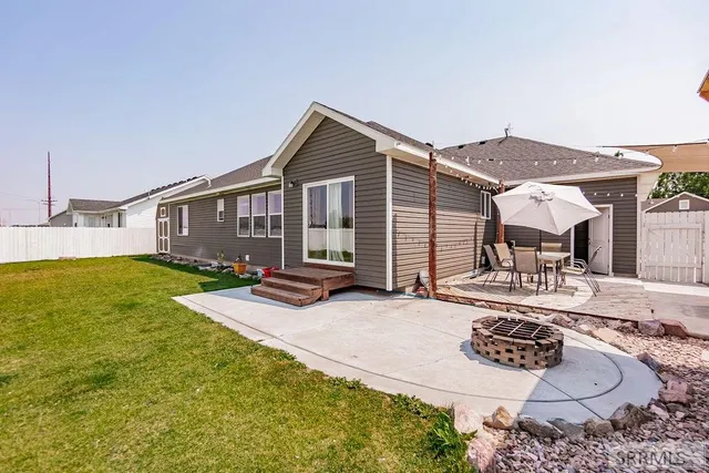$549,900 | 1557 North Quinn Creek Road, Idaho Falls, ID 83401