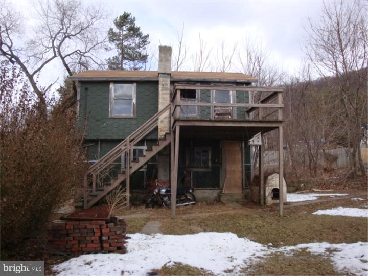 173 Lavelle Road Ashland, PA 17921 - Photo 5 of 5 Garage