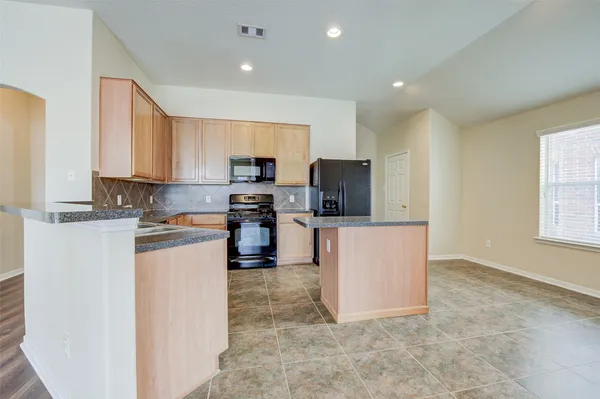 $1,995 | 19307 Dawntreader Drive, Cypress, TX 77429