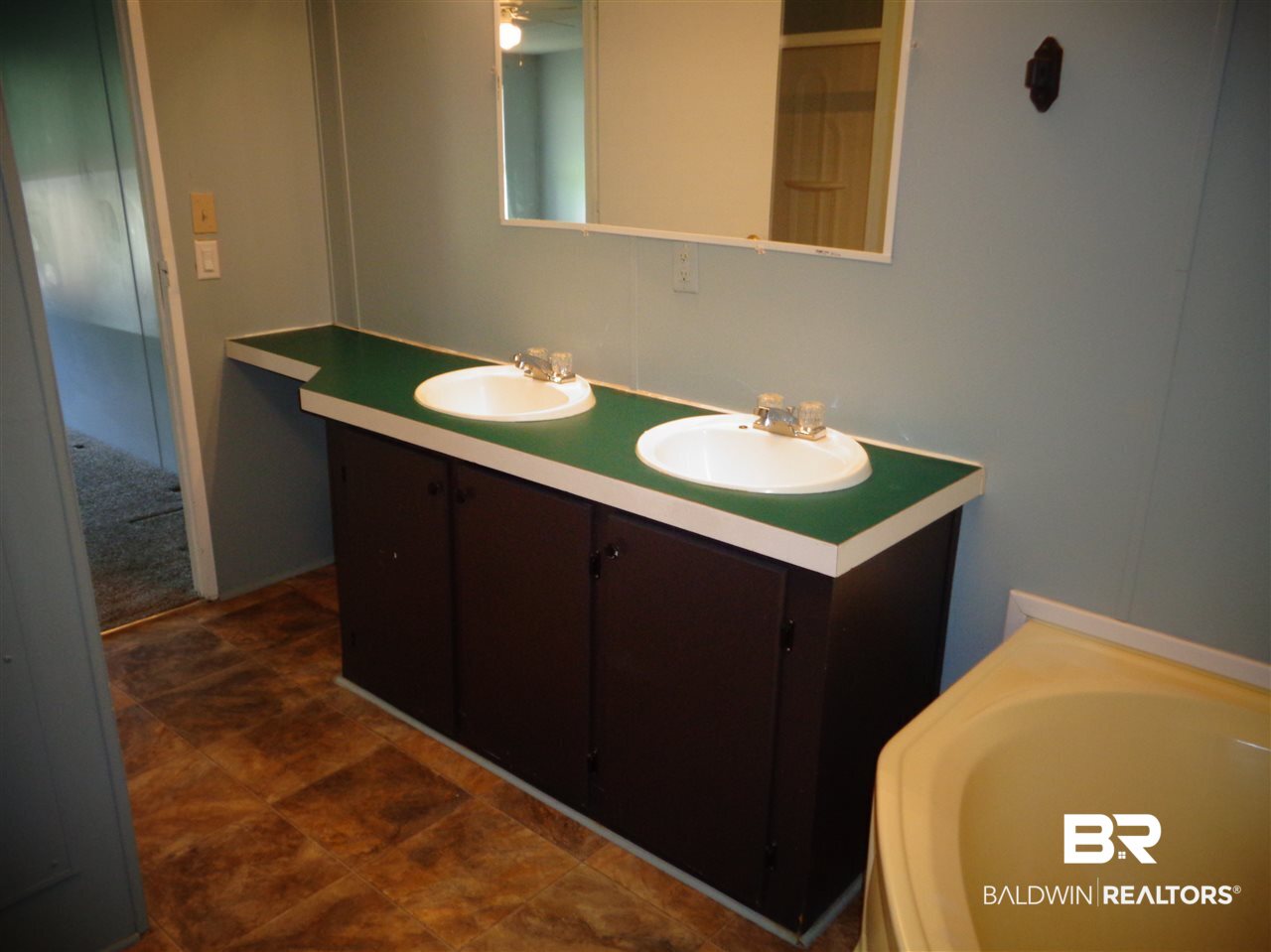 21535 A Glass And Spivey Road Robertsdale, AL 36567 - Photo 22 of 32 Storage cabinet.