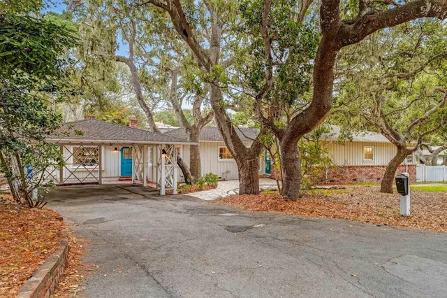 $2,695,000 | 25905 Junipero Avenue, Carmel, CA 93923