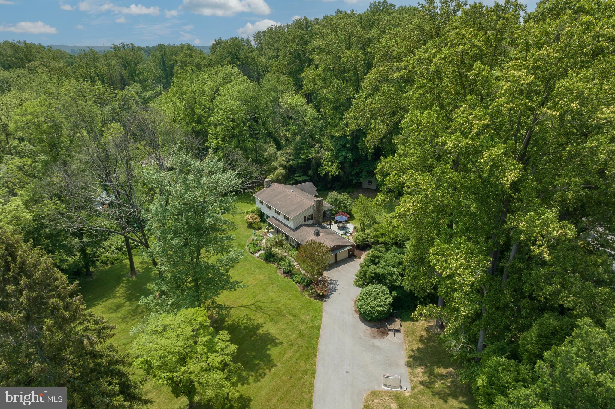 102 Beverly Drive Kennett Square, PA 19348 - Photo 7 of 58