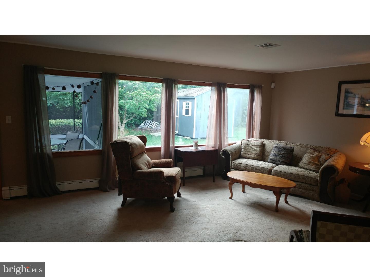 44 Scarlet Oak Road Levittown, PA 19056 - Photo 4 of 25 Living Room