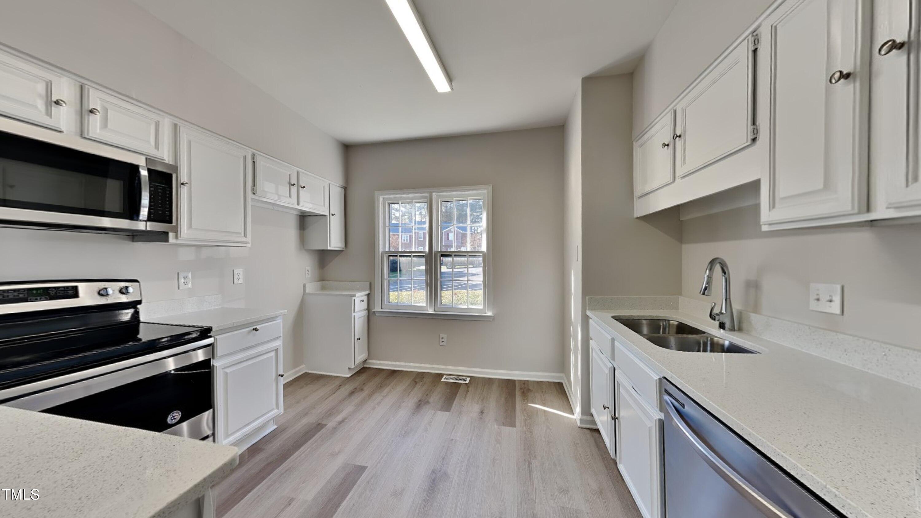 6163 Bushmills Street Raleigh, NC 27613 - Photo 6 of 15 6_pc_kj01kMNFrn_h87TvdaqwO_layout_1