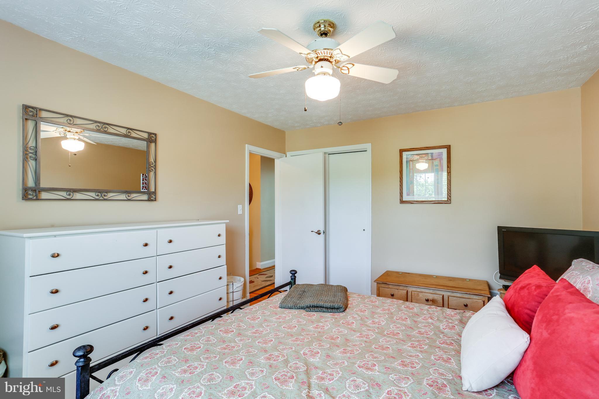 7019 Heathfield Road Baltimore, MD 21212 - Photo 13 of 30 Bedroom (Master)