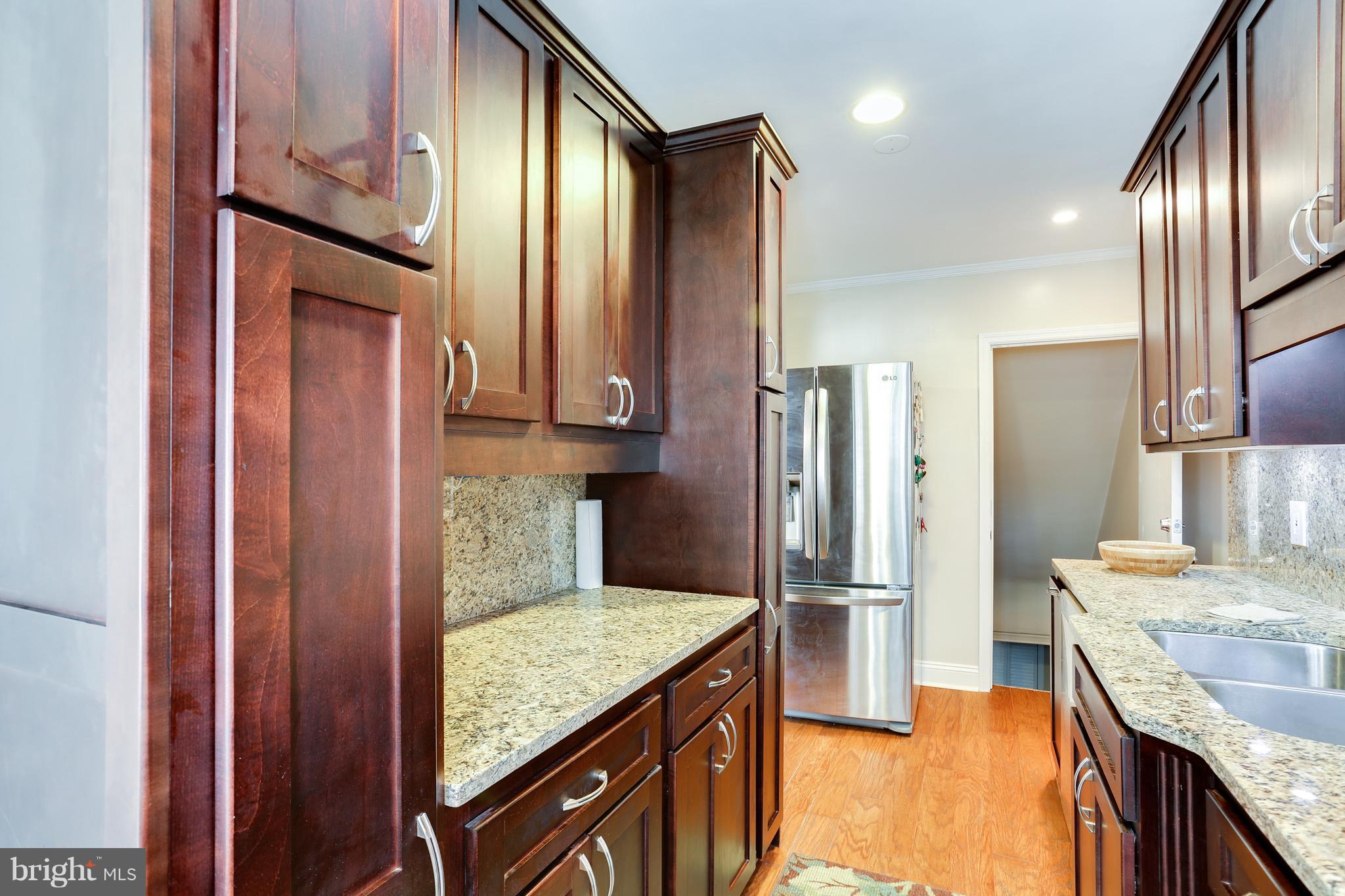 7019 Heathfield Road Baltimore, MD 21212 - Photo 10 of 30 Kitchen