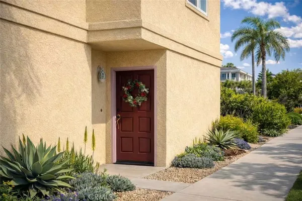 $588,000 | 14045 Anderson Street, Unit 1/2, Paramount, CA 90723