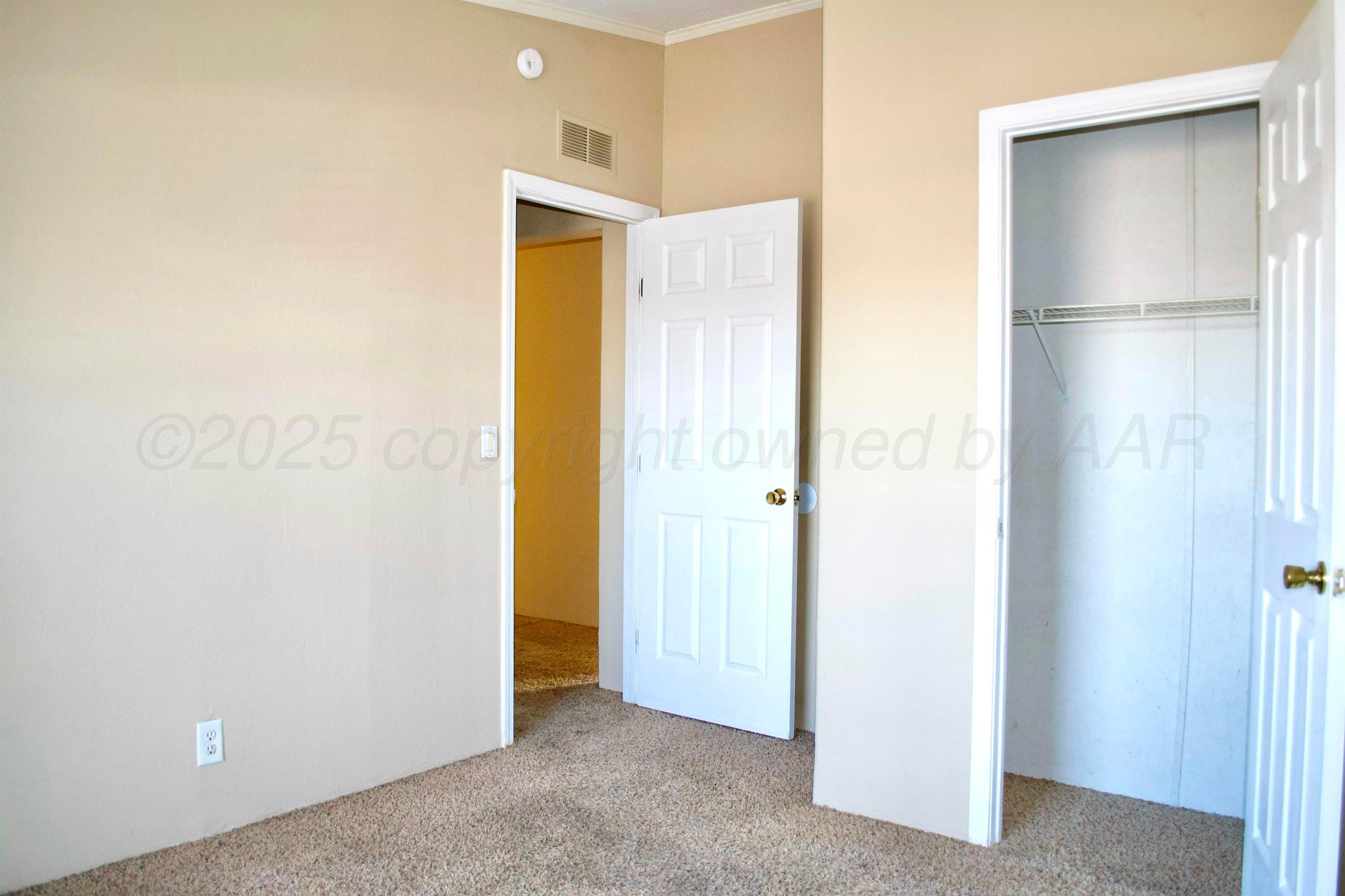406 North Independence Street Amarillo, TX 79106 - Photo 12 of 19 a view of a room with closet