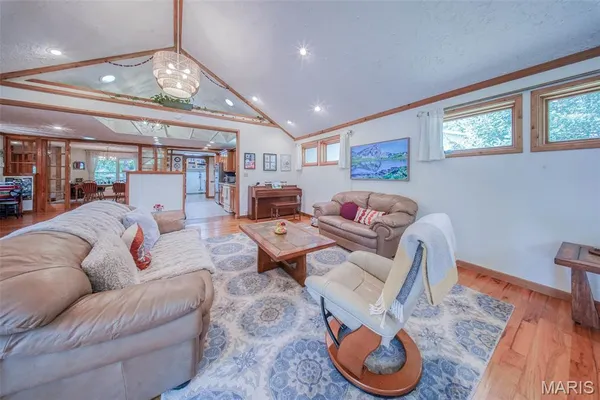 $349,900 | 909 Cypress Drive, Rolla, MO 65401