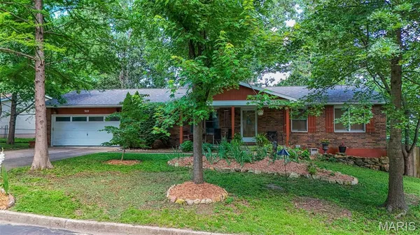 $349,900 | 909 Cypress Drive, Rolla, MO 65401