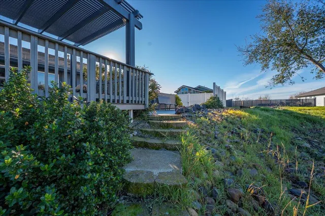 $389,000 | 18965 Jib Court, Cottonwood, CA 96022