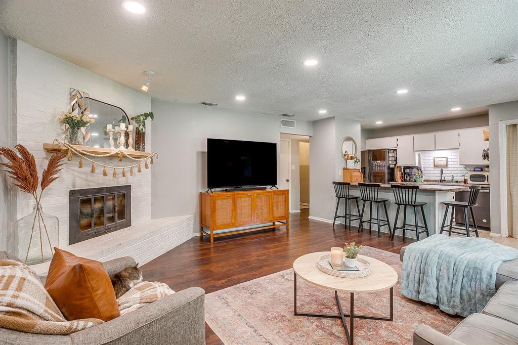 712 Poe Street Azle, TX 76020 - Photo 9 of 33