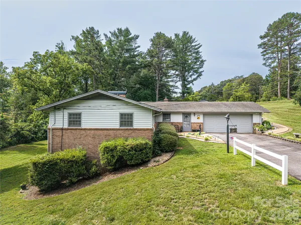 $599,900 | 2234 Kool Park Road Northeast, Hickory, NC 28601