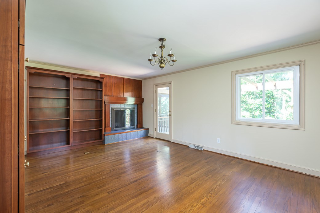 3424 Huckabay Circle Raleigh, NC 27612 - Photo 10 of 26 Photo 10