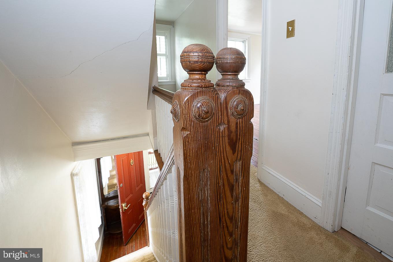 912 Henry Avenue Wayne, PA 19087 - Photo 35 of 67 2nd floor landing