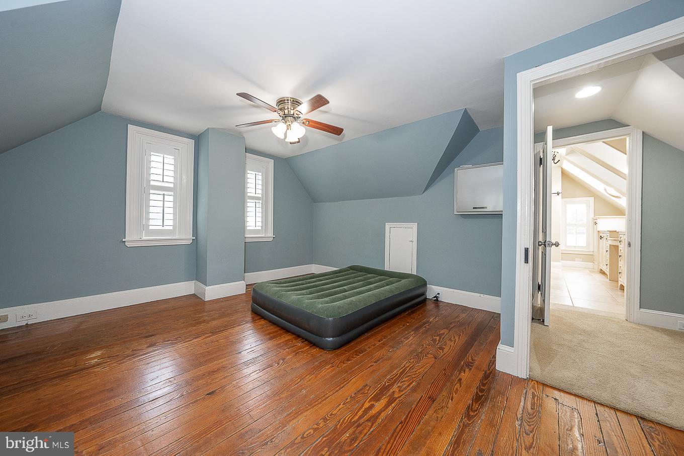 912 Henry Avenue Wayne, PA 19087 - Photo 48 of 67 Primary suite