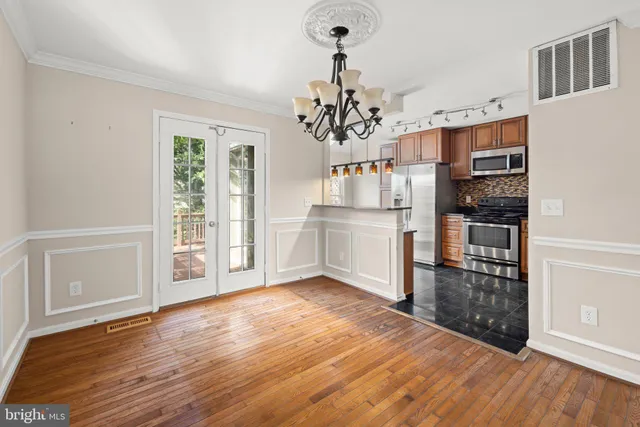 $2,999 | 1451 Bluemont Court, Herndon, VA 20170