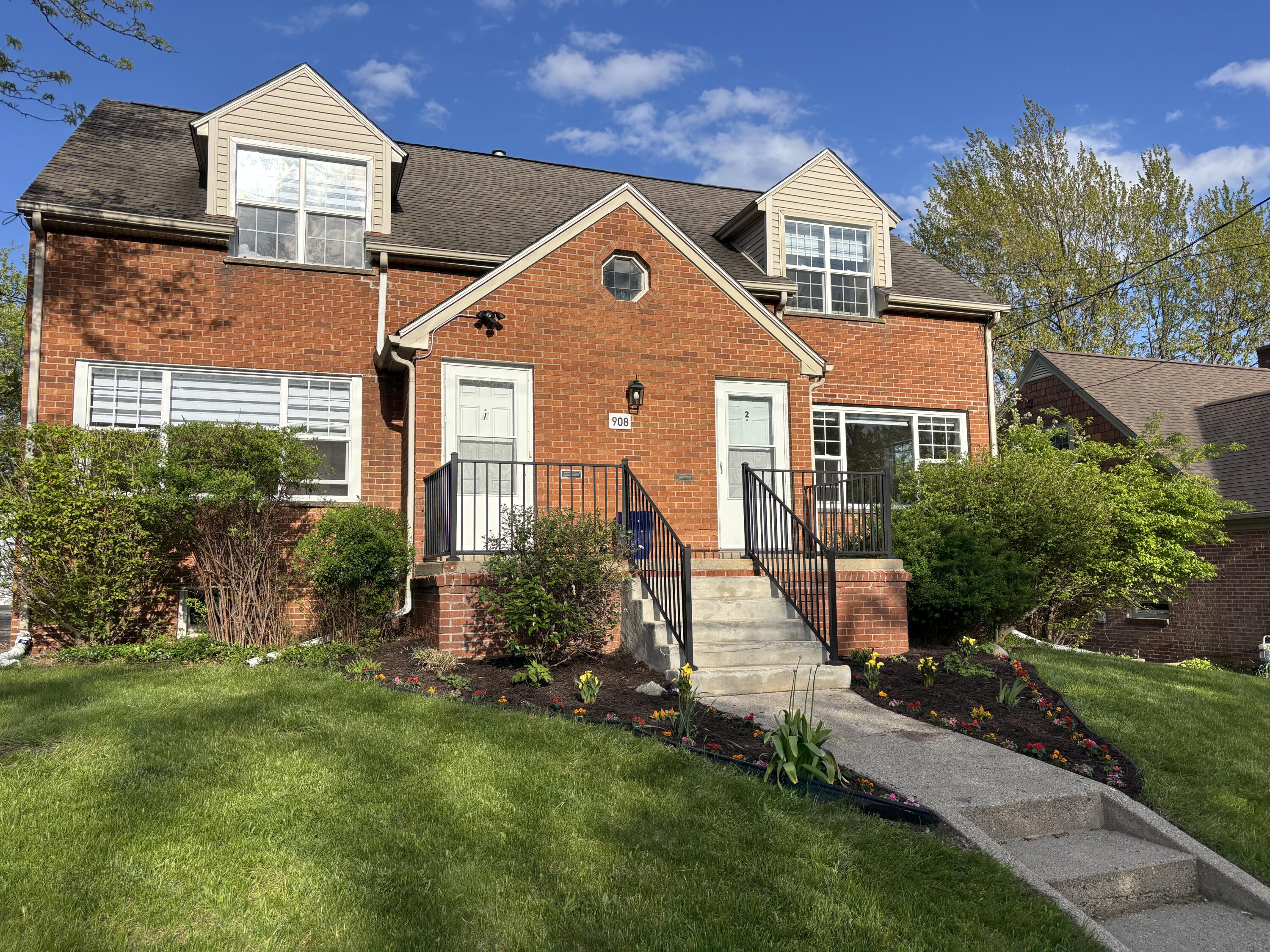 908 Spring Street Ann Arbor, MI 48103 - Photo 1 of 51 Front Entrance