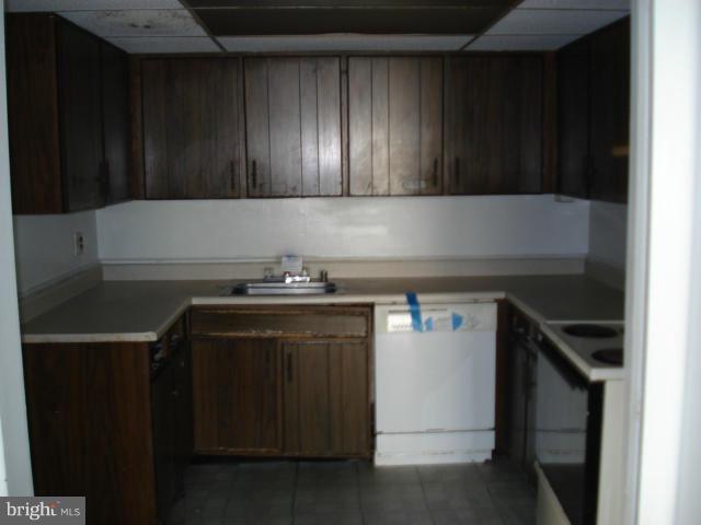 810 Windstream Way, Unit B Edgewood, MD 21040 - Photo 4 of 23 Kitchen