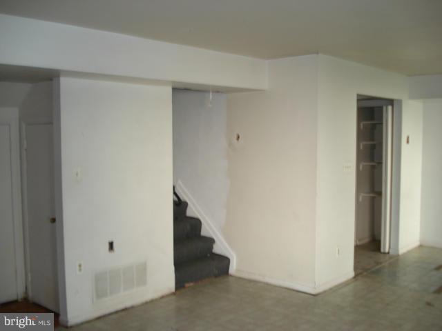 810 Windstream Way, Unit B Edgewood, MD 21040 - Photo 6 of 23 Living Room