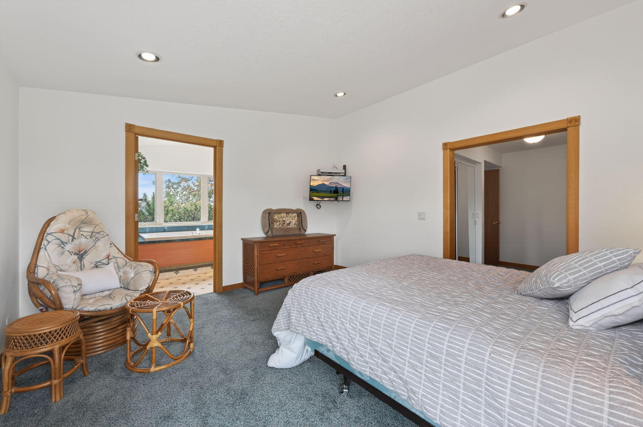 5524 Southwest Boulder Lane Culver, OR 97734 - Photo 13 of 47