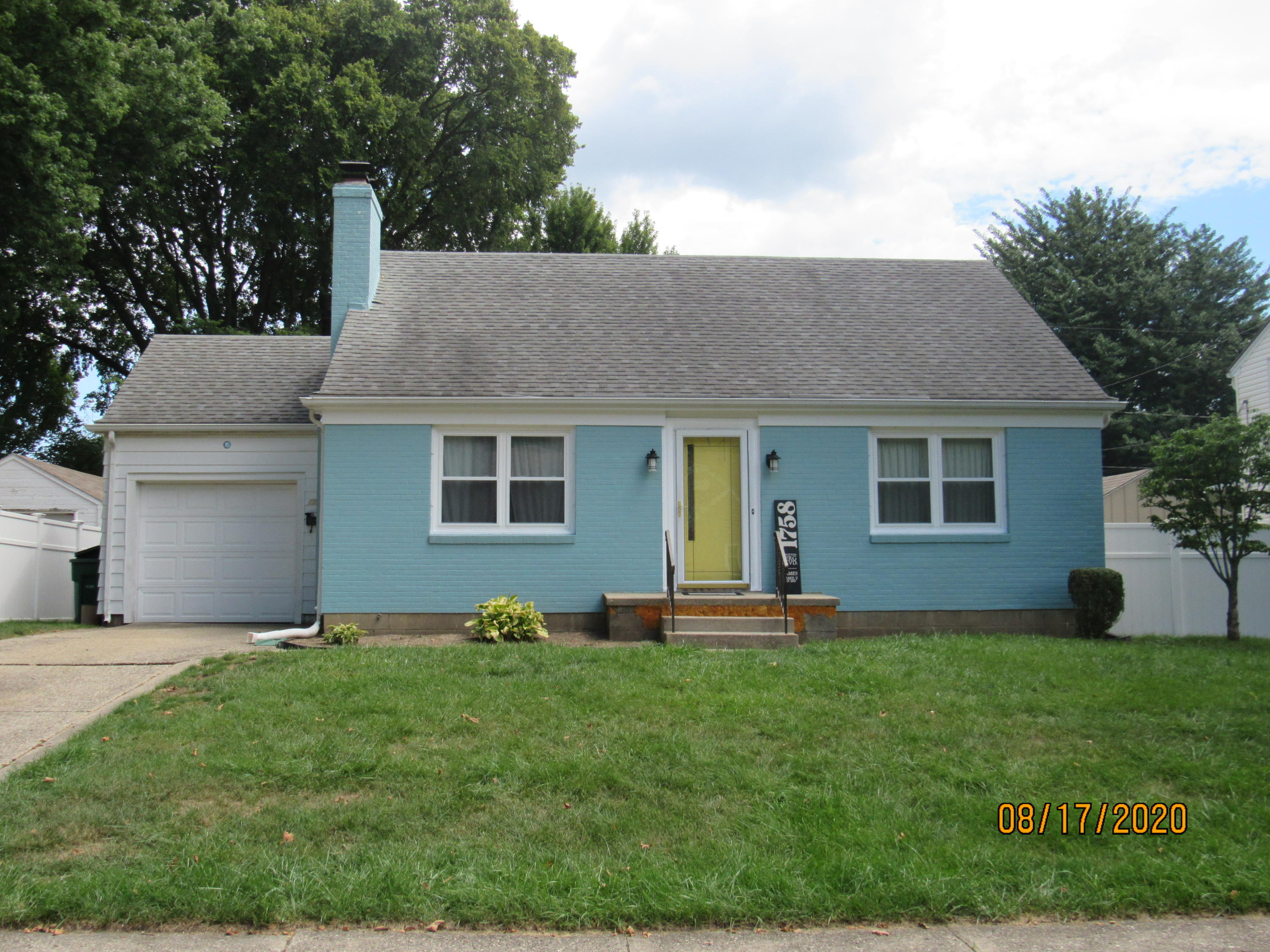 1758 West Wittenberg Boulevard Springfield, OH 45506 - Photo 3 of 30