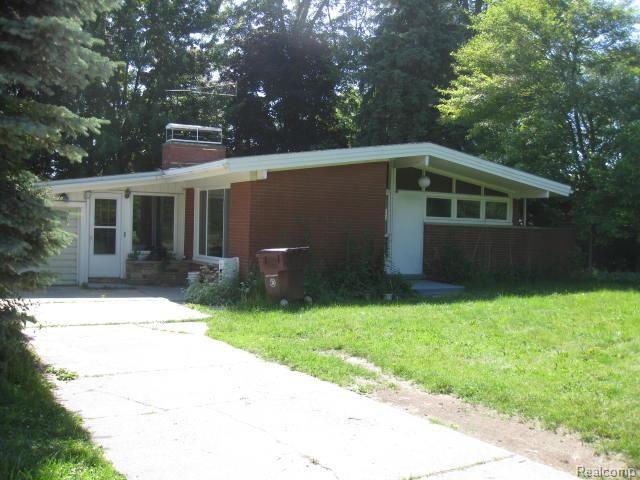 8525 Belleville Road Belleville, MI 48111 - Photo 8 of 8 IMG_5294