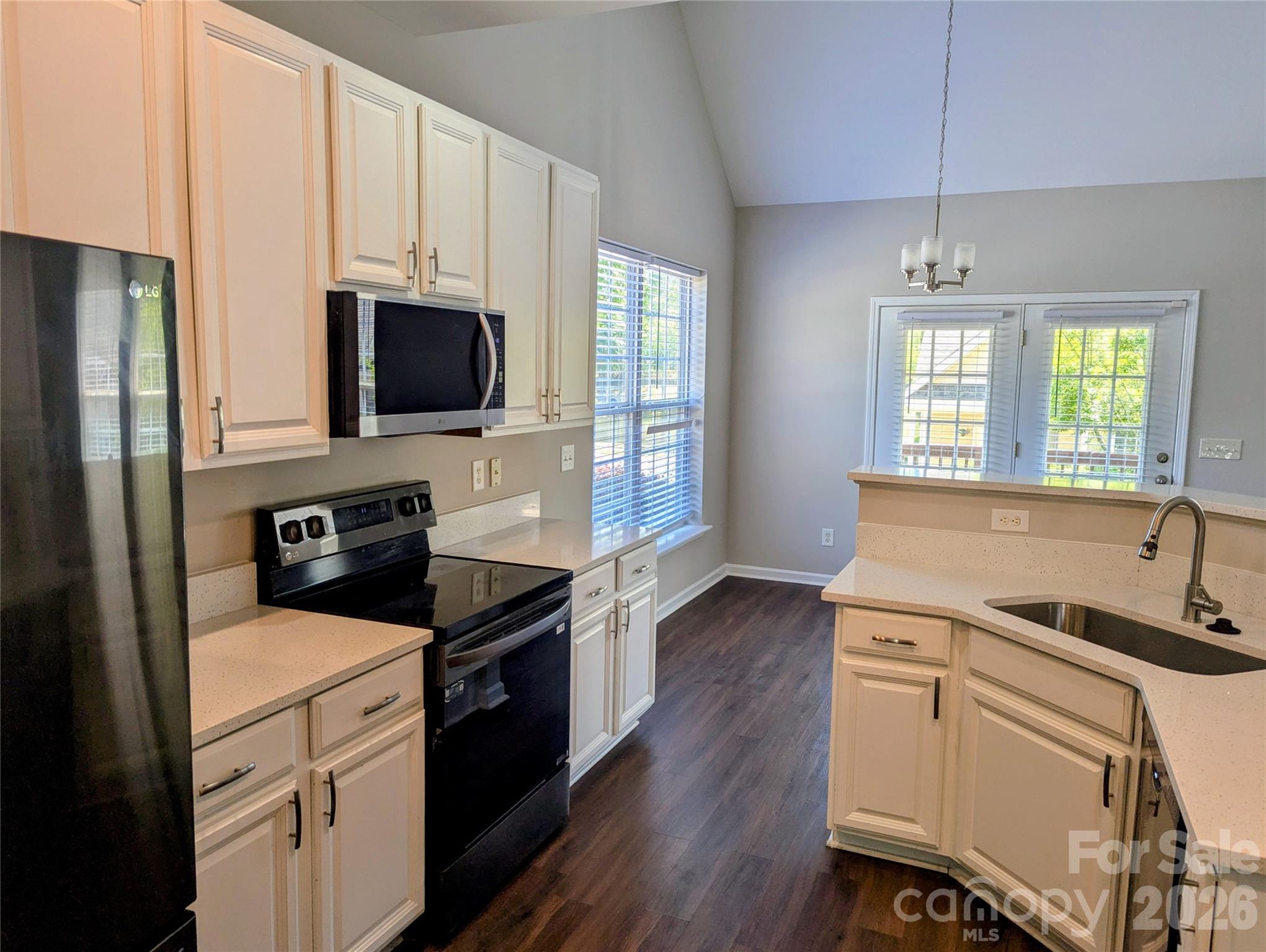 10932 Stone Trail Road Charlotte, NC 28213 - Photo 11 of 35