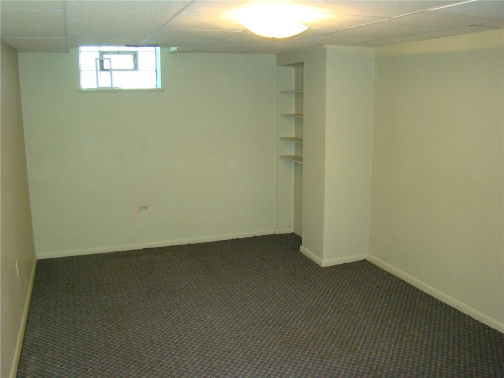 220 McGregor Drive Verona, PA 15147 - Photo 20 of 25 an empty room with windows