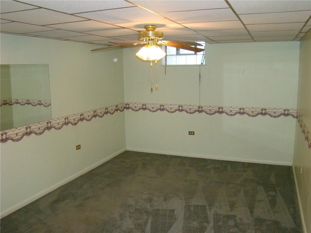 220 McGregor Drive Verona, PA 15147 - Photo 23 of 25 a view of a bathroom with a shower