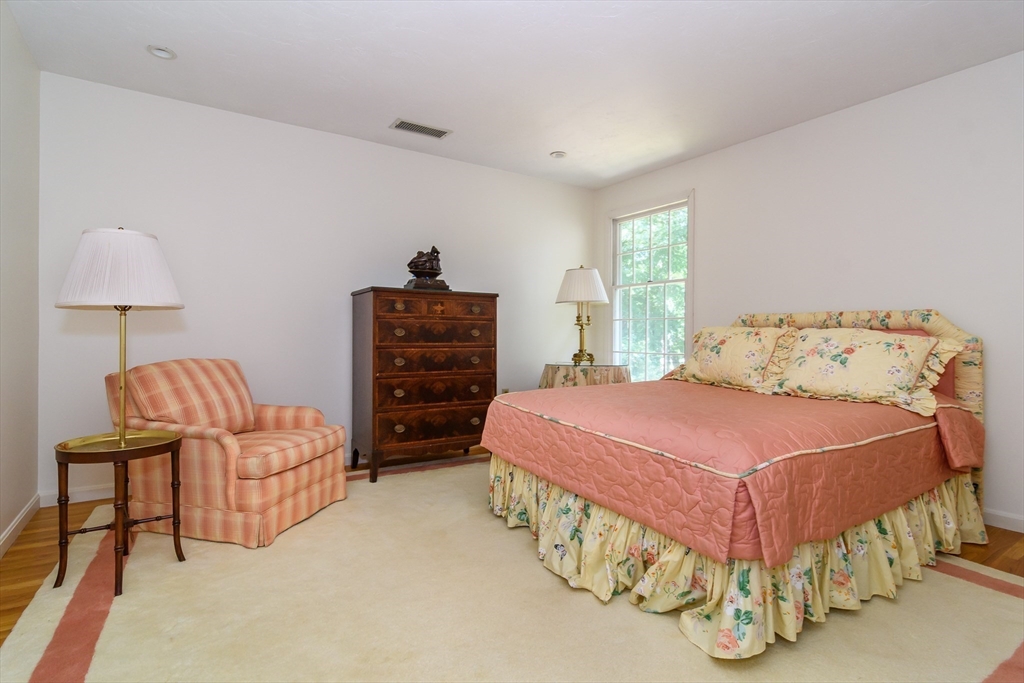 41 Phillips Road Sudbury, MA 01776 - Photo 20 of 29